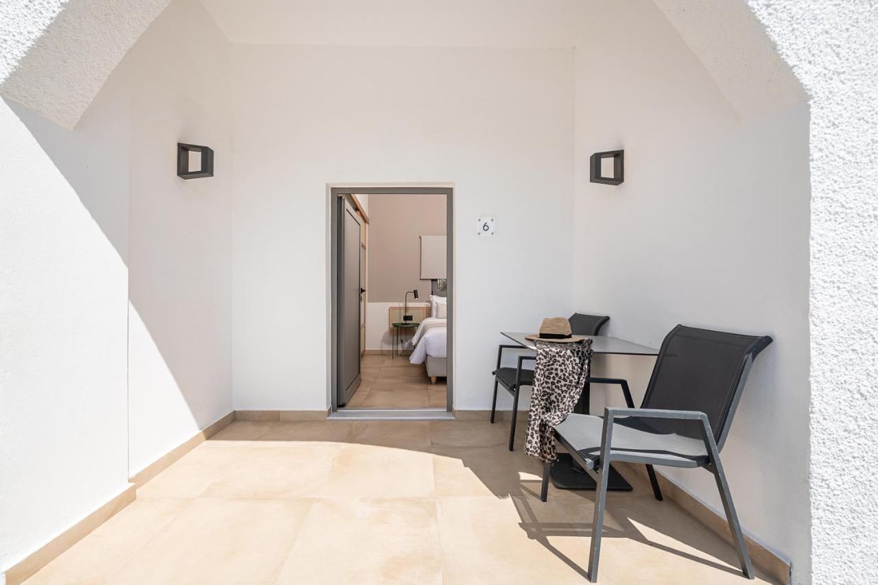 Hotel apartamentowy By Kalomirakis Family