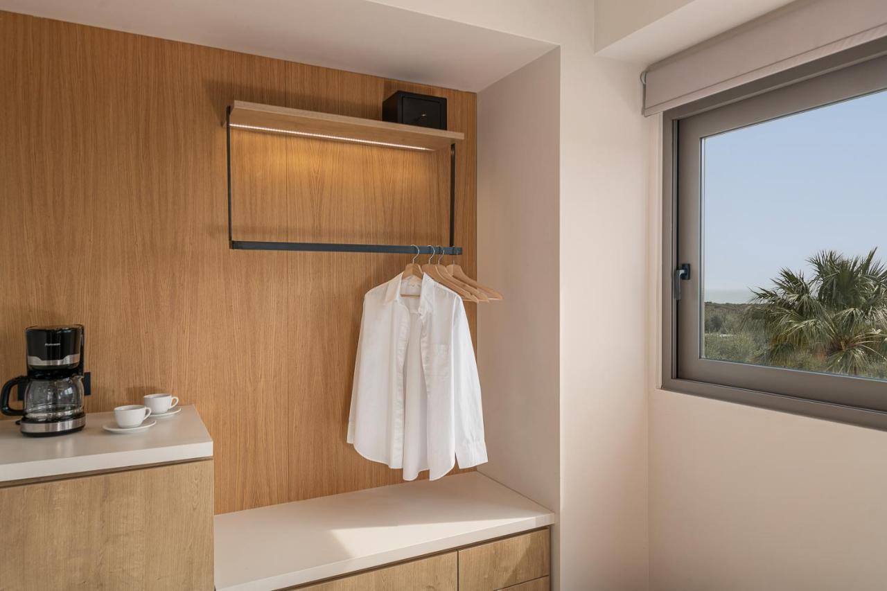 Apartahotel By Kalomirakis Family
